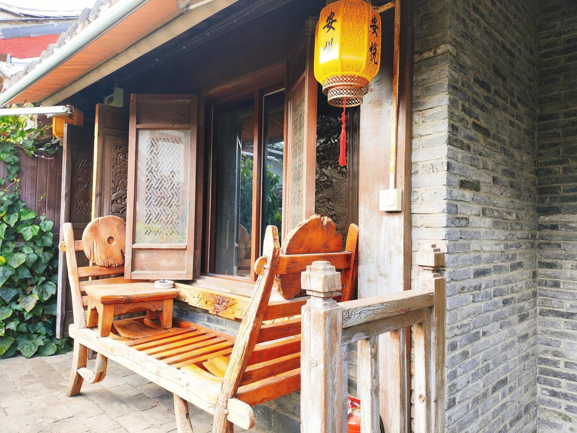Big Tree Guesthouse - Naxi Old Style Lijiang  Buitenkant foto